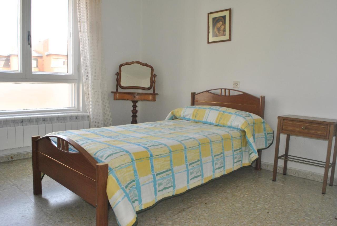 Residencia Universitaria Alto De Miranda - Resisantander Hotel Екстериор снимка